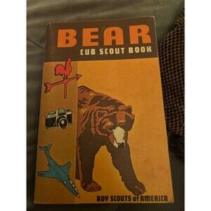 Vintage 1973 Cub Scout book